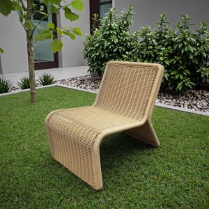 Ghế sân vườn nhựa giả mây màu vàng nhạt thiết kế hiện đại đặt ngoài trời
