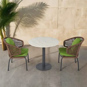 Bộ bàn ghế cafe ngoài trời khung nhôm, dây đan, nệm xanh lá nổi bật