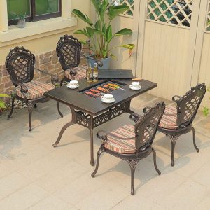Bộ bàn ăn ngoài trời 4 ghế nhôm đúc tân cổ điển, bàn tích hợp bếp nướng BBQ, nệm sọc nhiều màu