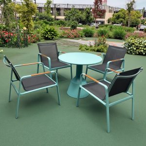 Bộ bàn ghế sân vườn nhôm 5 món màu xanh mint, lưới đen, đặt ngoài trời