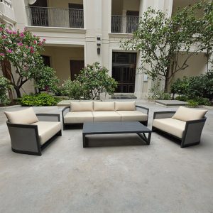 Bộ sofa sân vườn nhôm 4 món hiện đại, nệm kem, đặt ngoài trời sang trọng