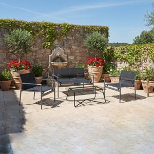 Bộ sofa sân vườn 4 món màu ghi xám, mặt lưới, bàn kính đặt ngoài trời phong cách Địa Trung Hải