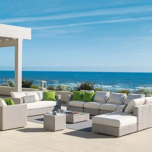 Bộ sofa sân vườn chữ L giả mây cao cấp, nệm trắng, khung chắc chắn, phù hợp biệt thự ven biển