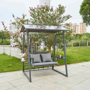 Xích đu sân vườn 2 chỗ khung nhôm, mái che polycarbonate, nệm ghi xám, đặt ngoài trời