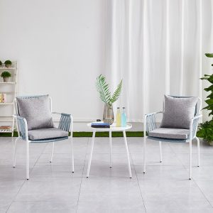 Bộ bàn ghế ngoài trời 3 món có nệm và gối tựa màu ghi xám sang trọng