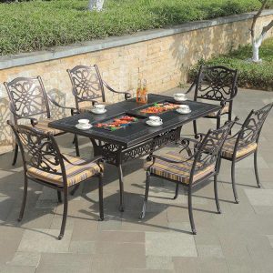 Bộ bàn ghế ngoài trời nhôm đúc 6 ghế, nệm sọc vàng-nâu, bàn có bếp nướng BBQ