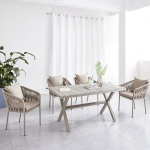 Bộ bàn ghế ngoài trời 4 ghế khung nhôm, dây rope, nệm màu kem hiện đại