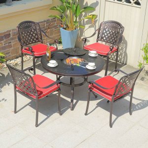 Bộ bàn ghế sân vườn nhôm đúc 4 ghế lưng caro, nệm đỏ, bàn tròn có bếp nướng BBQ
