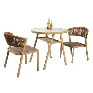 Bộ bàn tròn và 2 ghế dây nhựa giả mây, khung nhôm giả gỗ hiện đại