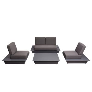 Bộ sofa ngoài trời 4 món màu xám, chụp trên nền trắng rõ từng chi tiết