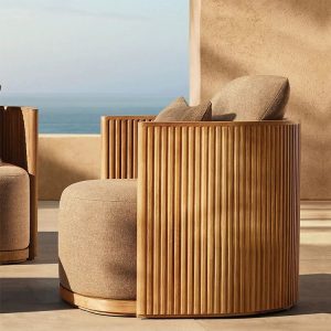 Ghế đơn sofa ngoài trời khung gỗ teak, nệm dày màu nâu hiện đại