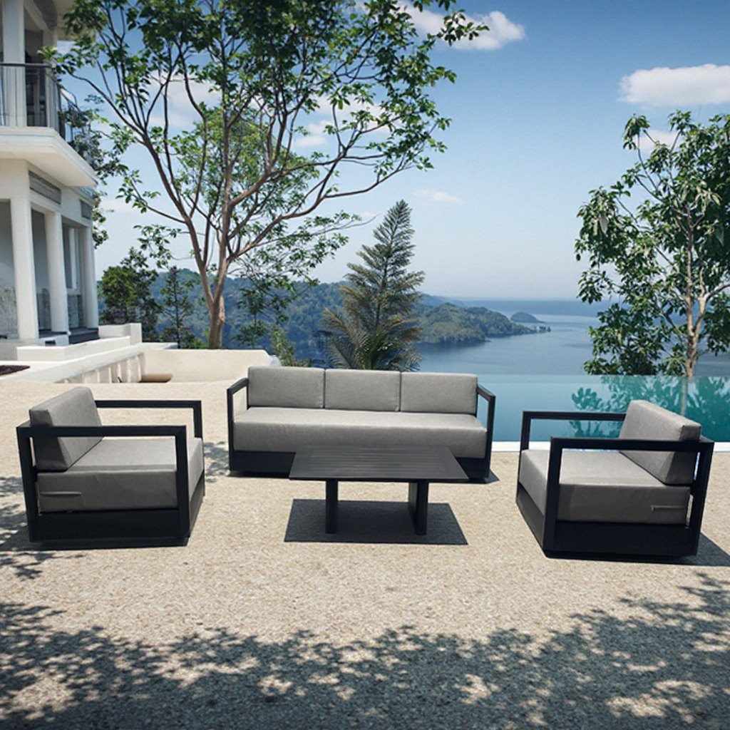Bộ sofa ngoài trời hiện đại, nệm màu xám, view hồ bơi và biển tuyệt đẹp