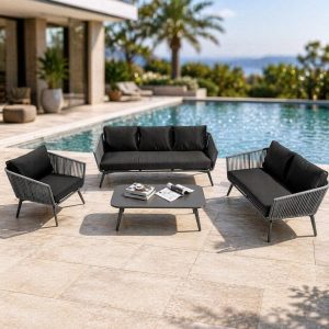Bộ sofa ngoài trời phong cách châu Âu, kê cạnh hồ bơi, gồm sofa 3 chỗ, 2 ghế đơn, bàn trà