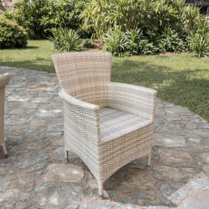Ghế sân vườn giả mây màu sáng, thiết kế hiện đại, phù hợp không gian ngoài trời