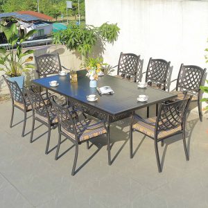 Bộ bàn ghế nhôm đúc sân vườn 8 ghế nan chéo, mặt bàn hoa văn sang trọng