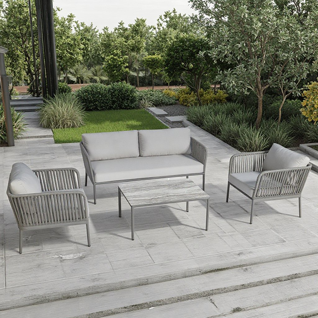 Bộ sofa sân vườn khung nhôm dây rope màu ghi, bàn trà mặt vân gỗ, đặt ngoài trời xanh mát