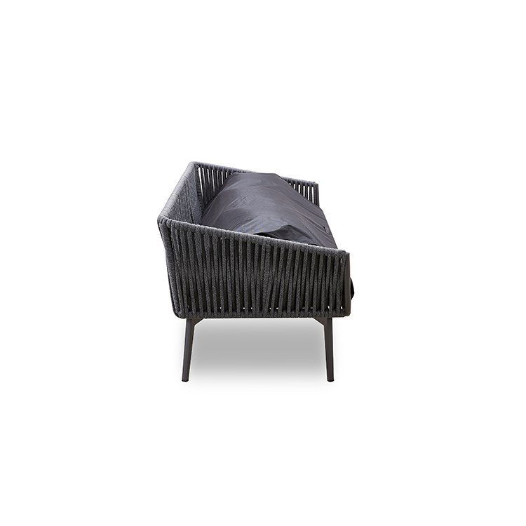 Góc nhìn ngang sofa đôi dây rope ngoài trời, thiết kế chắc chắn