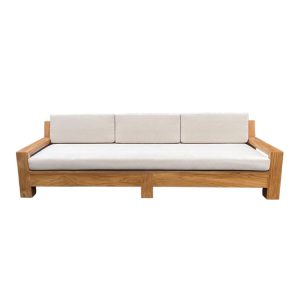 Góc nhìn trực diện sofa gỗ teak 3 chỗ, nệm kem, thiết kế vuông vức