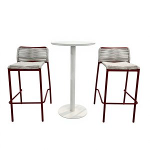 Bộ 2 ghế bar ngoài trời khung đỏ dây đan ghi và bàn tròn trắng, phù hợp quán cà phê sân vườn