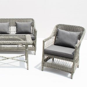Ghế đơn sofa sân vườn giả mây màu xám nhạt, nệm và gối tựa màu ghi