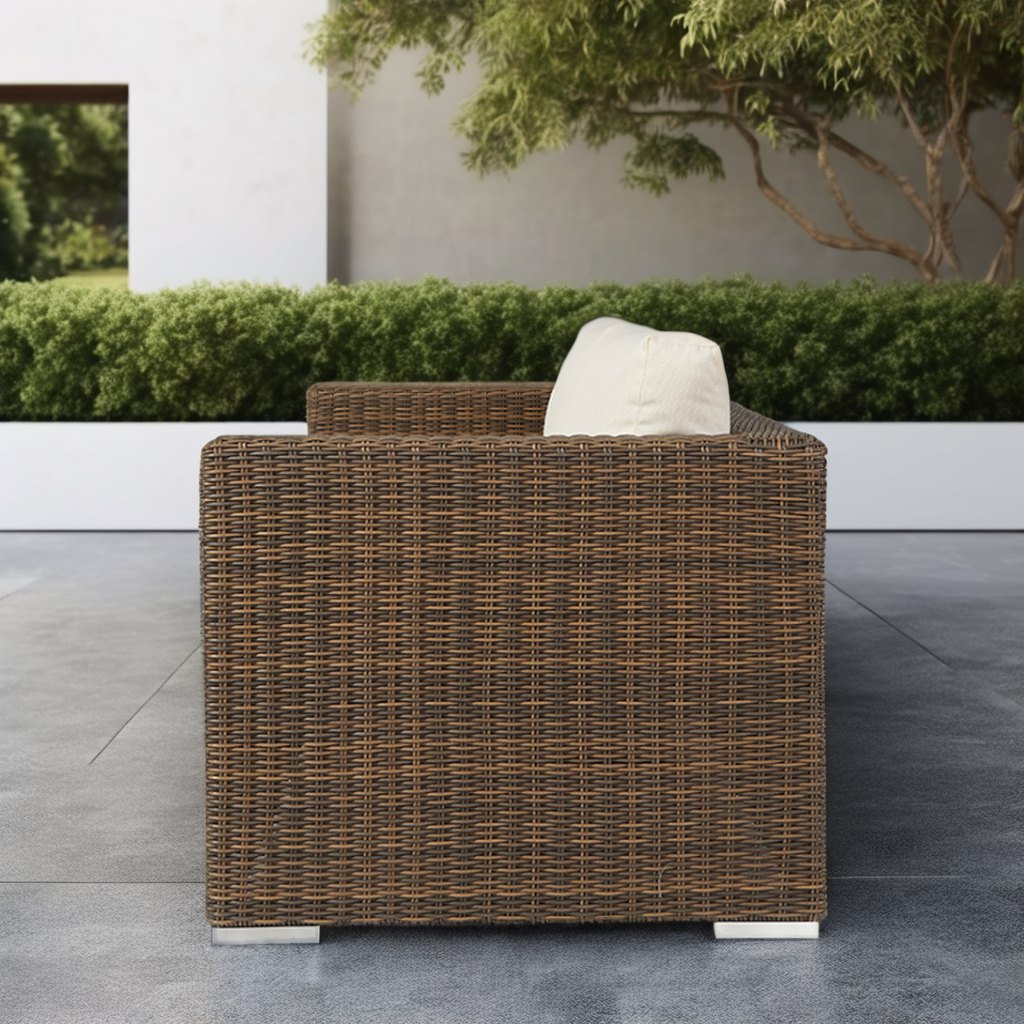Cận cảnh sofa đơn giả mây ngoài trời, khung nhôm chắc chắn
