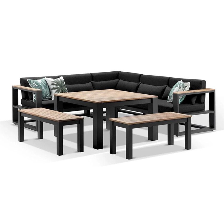 Bộ sofa sân vườn góc L khung đen, nệm đen, bàn và ghế mặt gỗ, thiết kế sang trọng