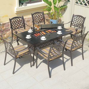 Bộ bàn ghế ngoài trời 6 ghế nhôm đúc lưng caro, bàn nướng BBQ, nệm sọc vàng xanh