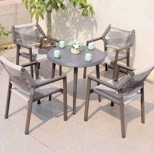Bộ bàn ghế cafe ngoài trời nhôm dây rope lưng vuông màu xám, bàn tròn, không nệm
