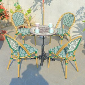 Bộ bàn tròn chân gang 4 ghế giả mây màu vàng xanh, kiểu dáng cổ điển