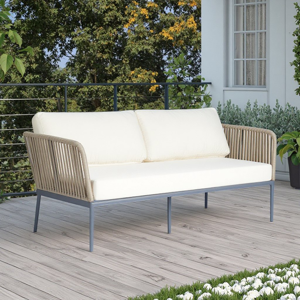 Sofa đôi ngoài trời dây rope khung nhôm, nệm kem trên ban công