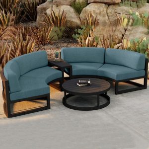 Bộ sofa sân vườn 3 ghế cong, nệm xanh lam, bàn trà tròn và bàn phụ vuông, phong cách hiện đại