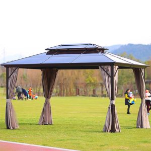 Lều gazebo sân vườn mái nhôm, rèm vải nâu be, không gian rộng rãi ngoài trời