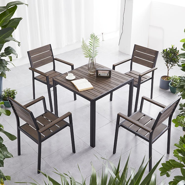 Bộ bàn ghế sân vườn 4 ghế 1 bàn, chất liệu nhôm và nhựa giả gỗ, phong cách hiện đại