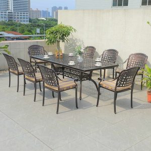 Bộ bàn ghế sân vườn nhôm đúc, 8 ghế lưng tựa hoa văn, nệm sọc vàng xám