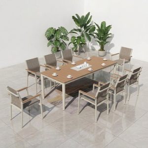 Bộ bàn ghế ngoài trời 9 món hiện đại, khung nhôm, mặt bàn gỗ nhựa, phù hợp tiệc ngoài trời