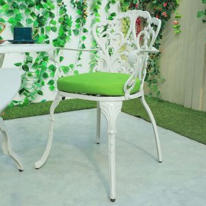 Ghế đơn nhôm đúc ngoài trời, nệm xanh lá, lưng tựa hoa văn cổ điển