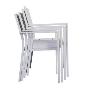 Bộ 4 ghế nhôm xếp chồng gọn gàng, tiện lợi cho sân vườn