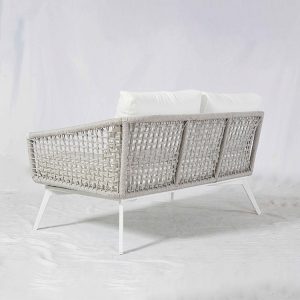 Mặt sau sofa đôi dây rope đan chắc chắn, khung nhôm sơn tĩnh điện