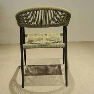 Ghế nhôm đan dây rope ngoài trời, nhìn từ phía sau