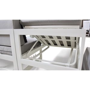Cận cảnh cơ cấu tựa lưng điều chỉnh của sofa ngoài trời khung nhôm