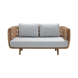 Ghế sofa đôi ngoài trời giả mây, nệm dày màu ghi, chụp nền trắng
