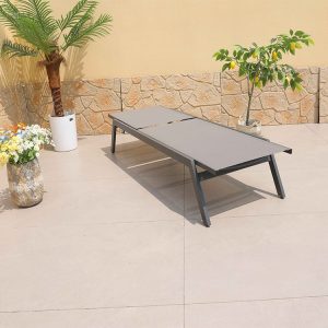 Ghế tắm nắng sân vườn màu xám ghi, thiết kế tối giản, dễ vệ sinh