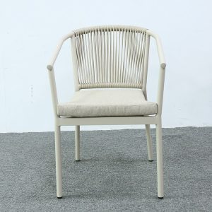 Ghế sân vườn dây rope nhìn trực diện, nệm ngồi dày dặn