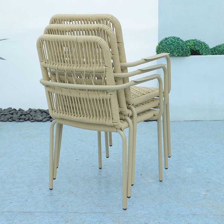 Nhóm ghế sân vườn nhôm đan dây rope xếp chồng nhìn từ phía sau