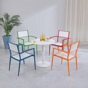 Bộ bàn ghế sân vườn nhôm sơn tĩnh điện 4 ghế phối trắng, bàn tròn trắng, phong cách hiện đại trẻ trung