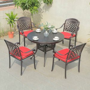 Bộ bàn ghế sân vườn nhôm đúc 4 ghế, lưng đan chéo, nệm đỏ, phong cách tân cổ điển
