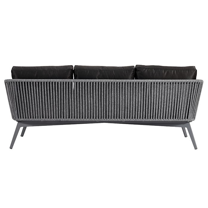 Mặt sau sofa 3 chỗ với chi tiết dây rope đan đều, khung nhôm chắc chắn