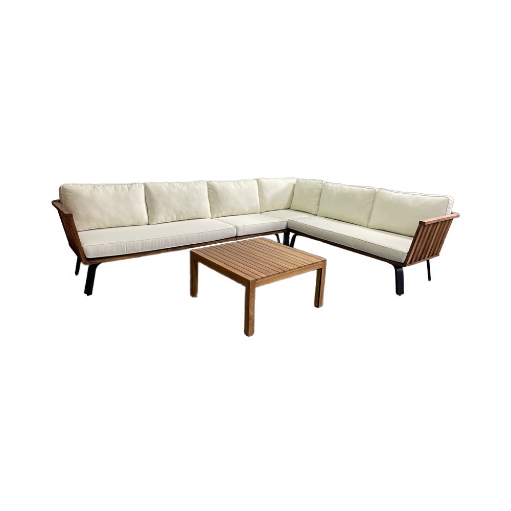 Bộ sofa góc L ngoài trời khung gỗ teak, nệm kem, bàn trà vuông, nền trắng tách nền