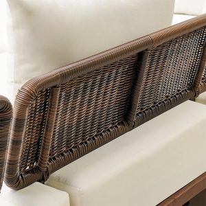 Lưng ghế sofa ngoài trời đan tay bằng dây nhựa giả mây bền đẹp