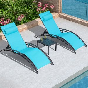 Bộ 2 ghế tắm nắng ngoài trời màu xanh dương nhạt, khung nhôm, bàn nhỏ tiện dụng